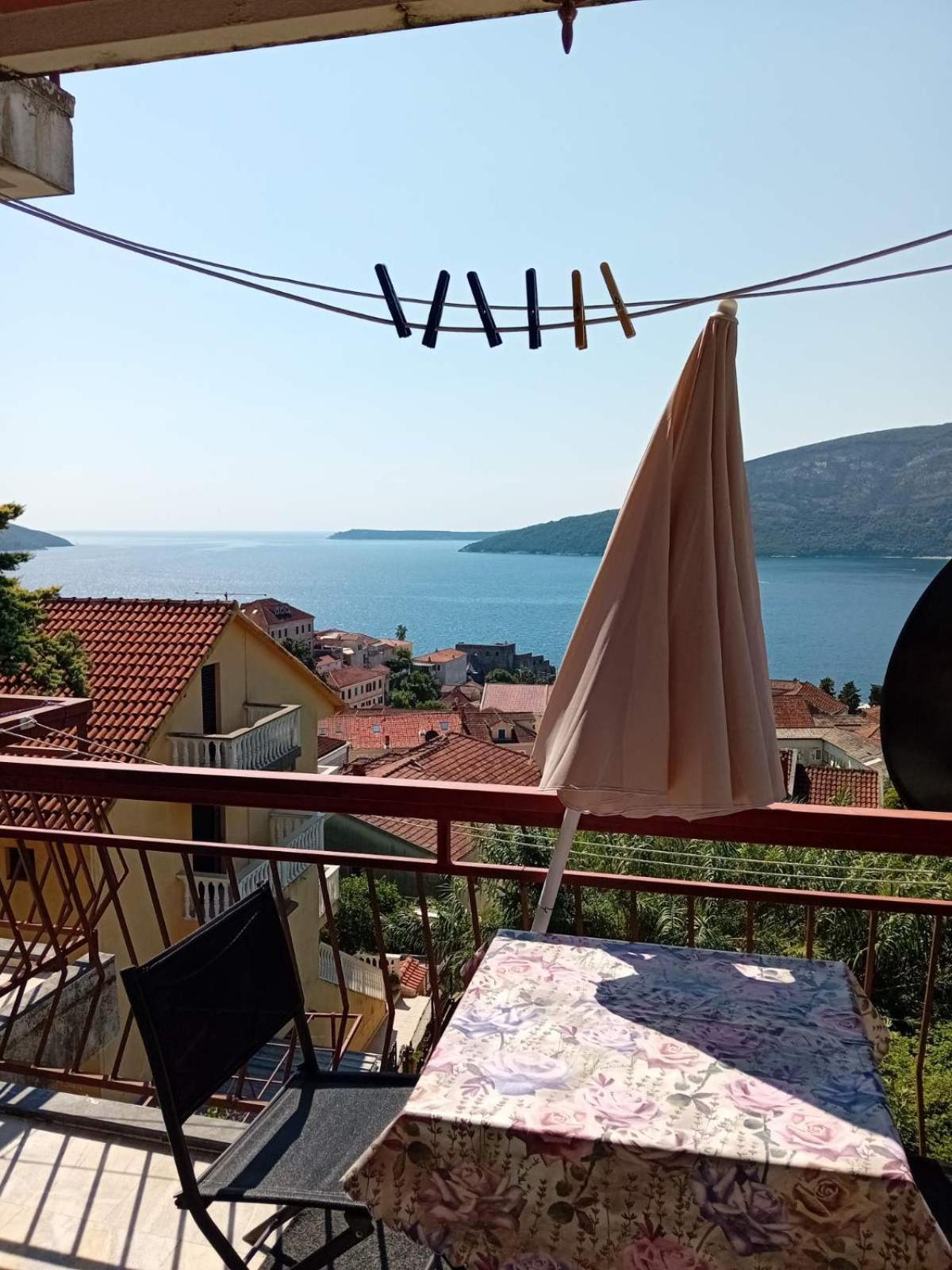 Guest House Cinderella Herceg Novi Ngoại thất bức ảnh