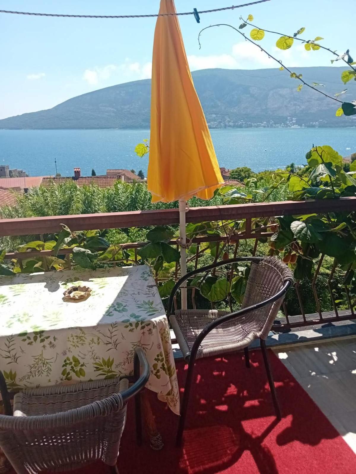 Guest House Cinderella Herceg Novi Ngoại thất bức ảnh