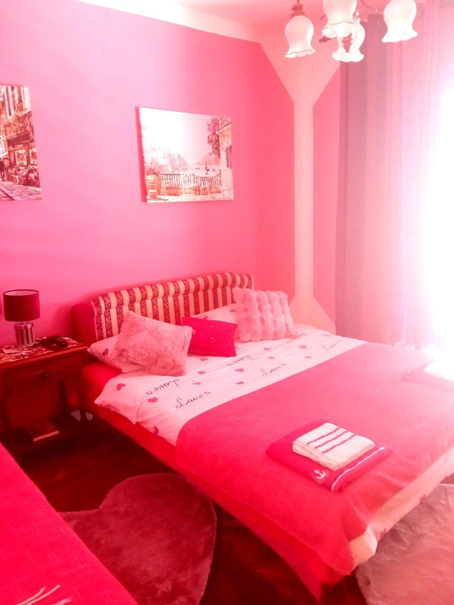 Guest House Cinderella Herceg Novi Ngoại thất bức ảnh