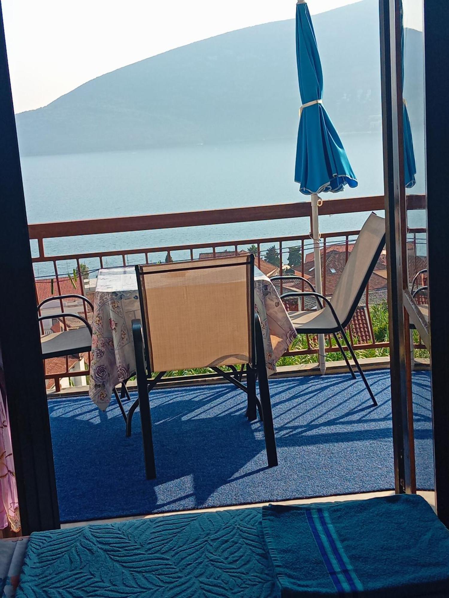 Guest House Cinderella Herceg Novi Ngoại thất bức ảnh